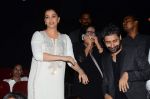 Aishwarya Rai Bachchan at Jazbaa premiere on 8th Oct 2015
